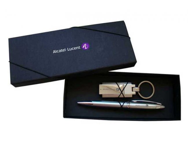 KIT CANETA E PEN DRIVE - DEC 10362